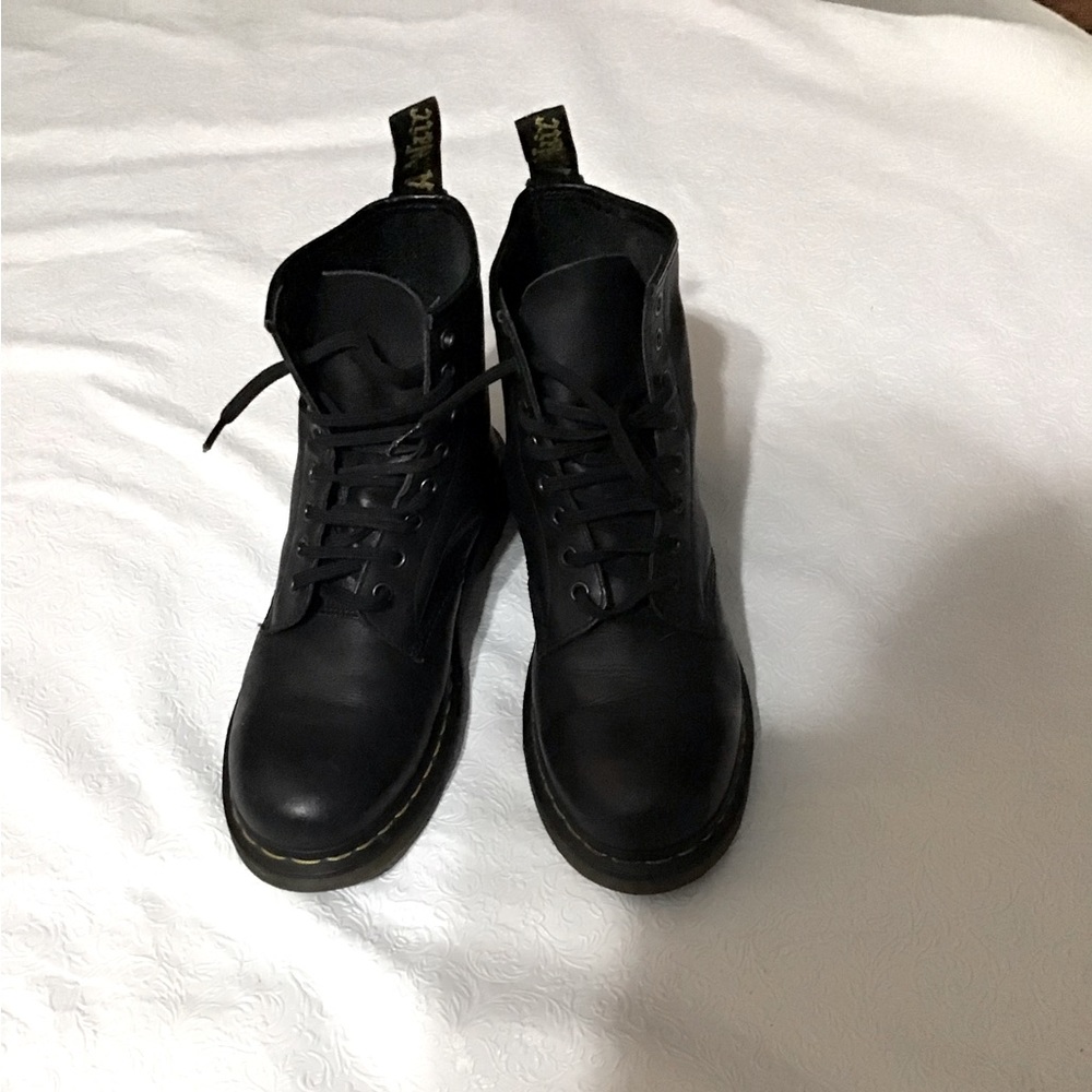 DR Martens Boots